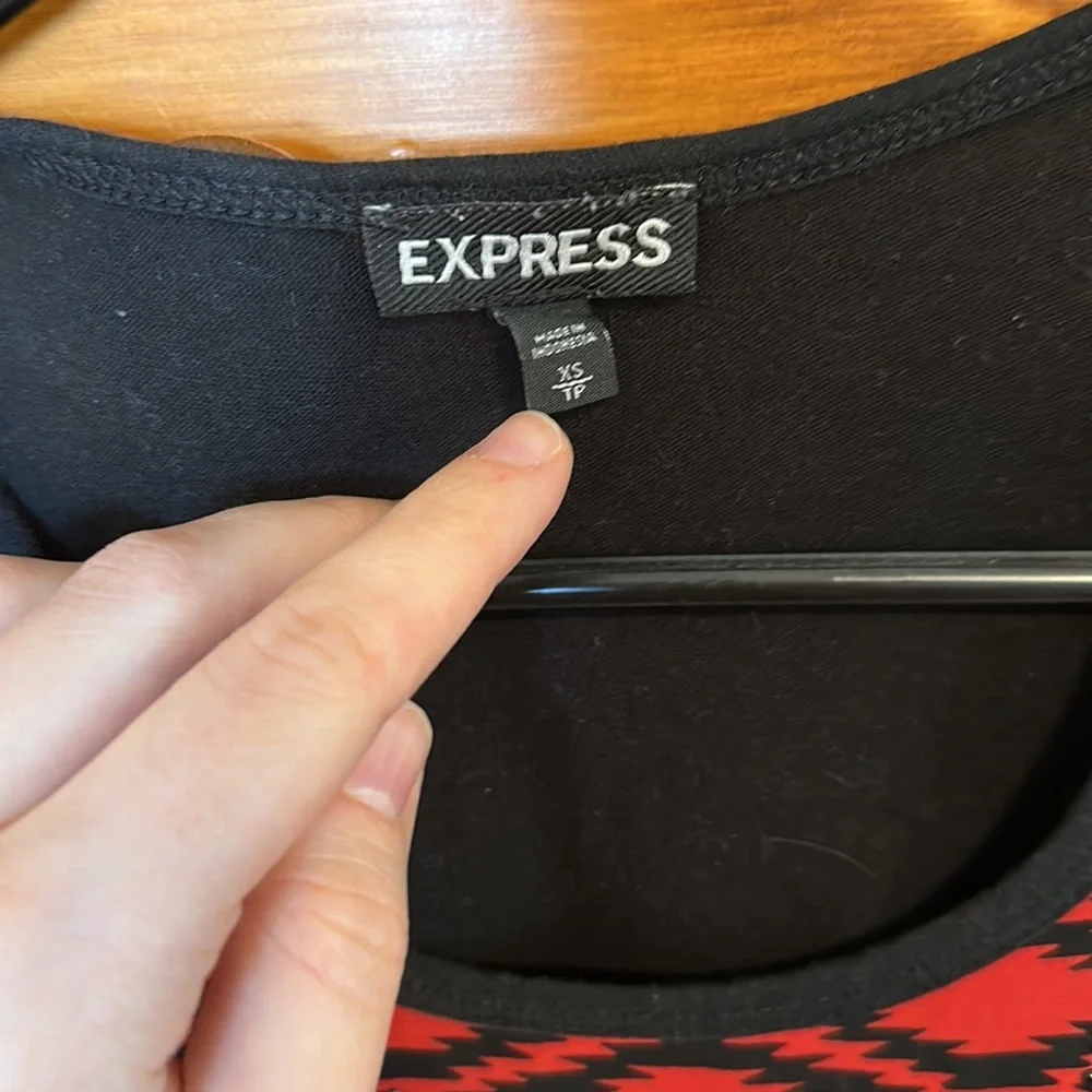 Express Tank - Picture 2 of 2